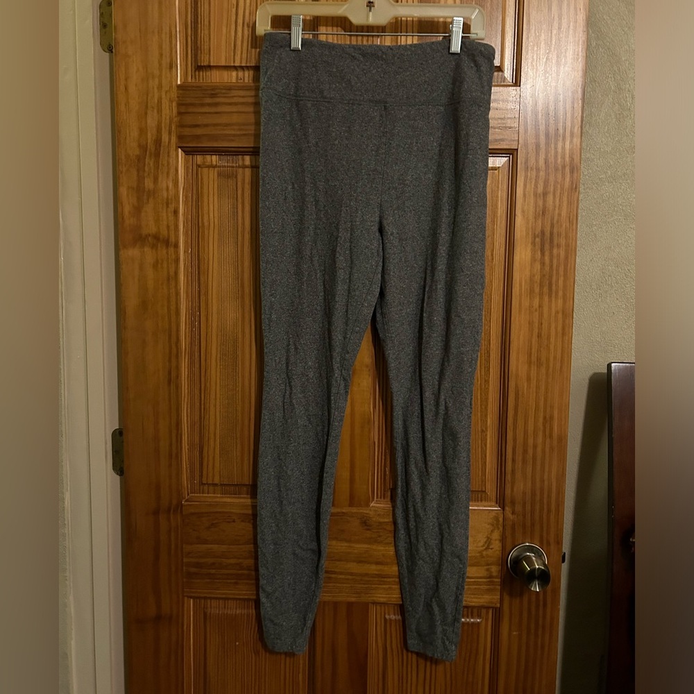 Gray Leggings. Size L.